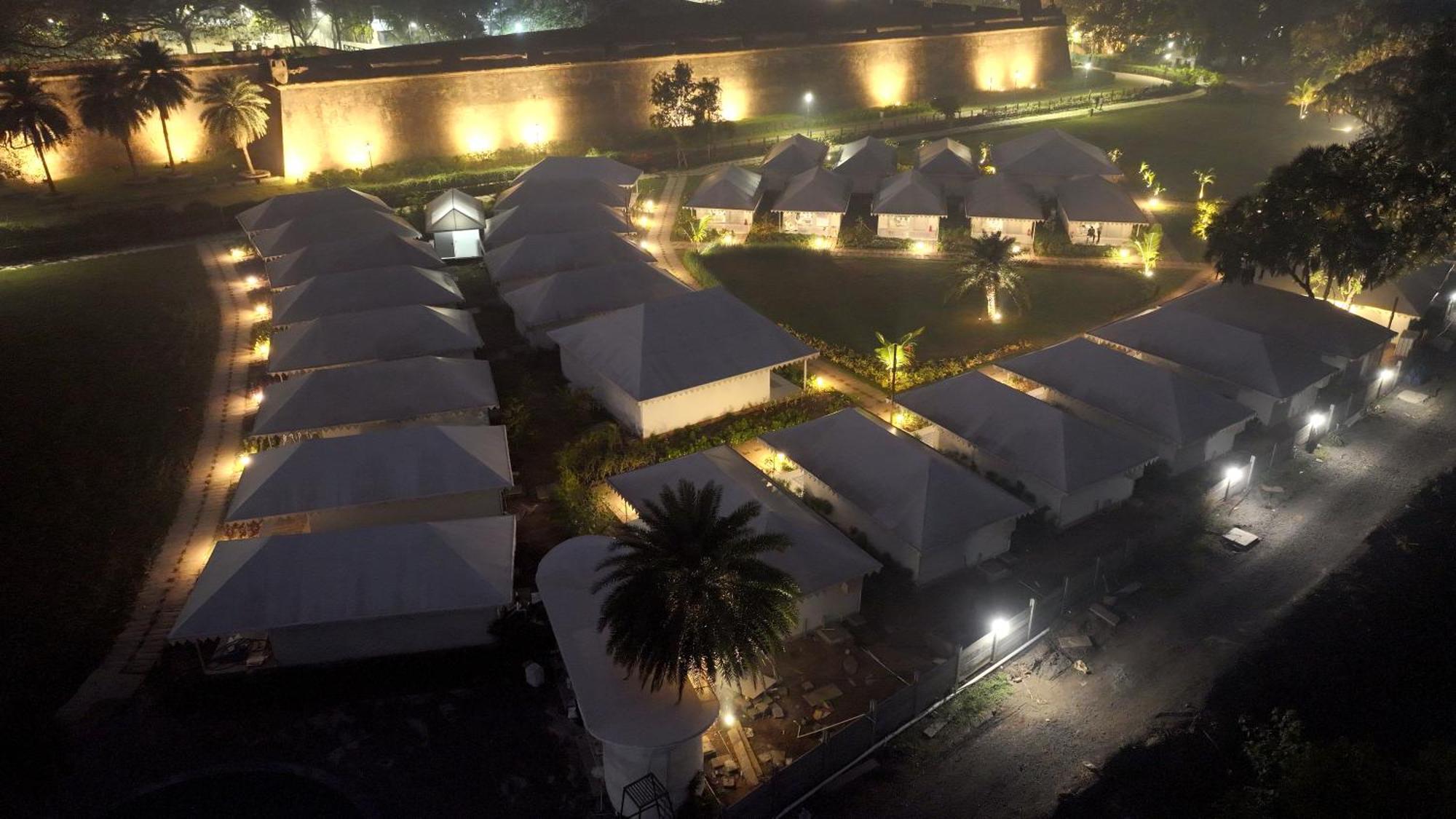The Fern Seaside Luxurious Tent Resort Daman Exteriér fotografie