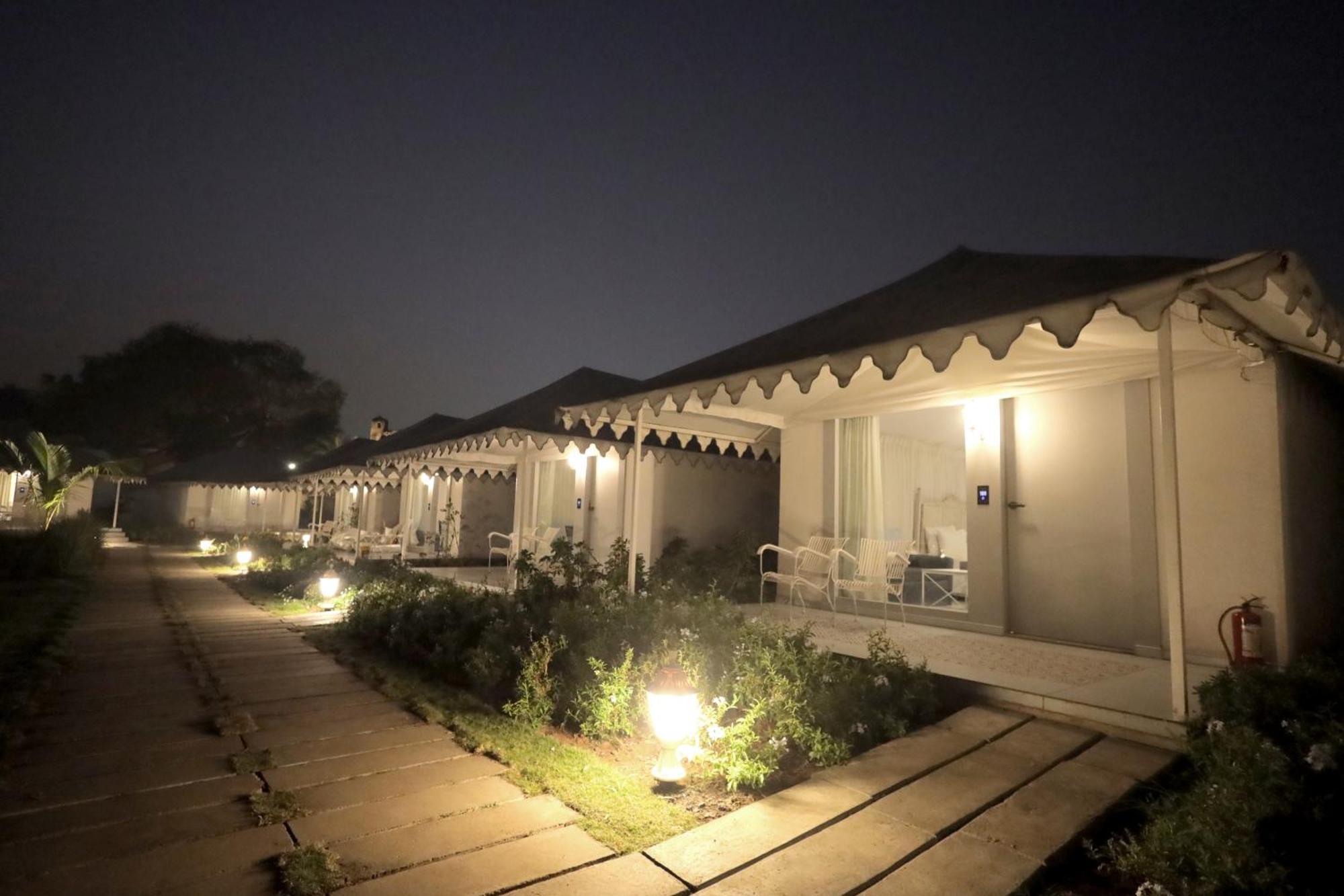 The Fern Seaside Luxurious Tent Resort Daman Exteriér fotografie