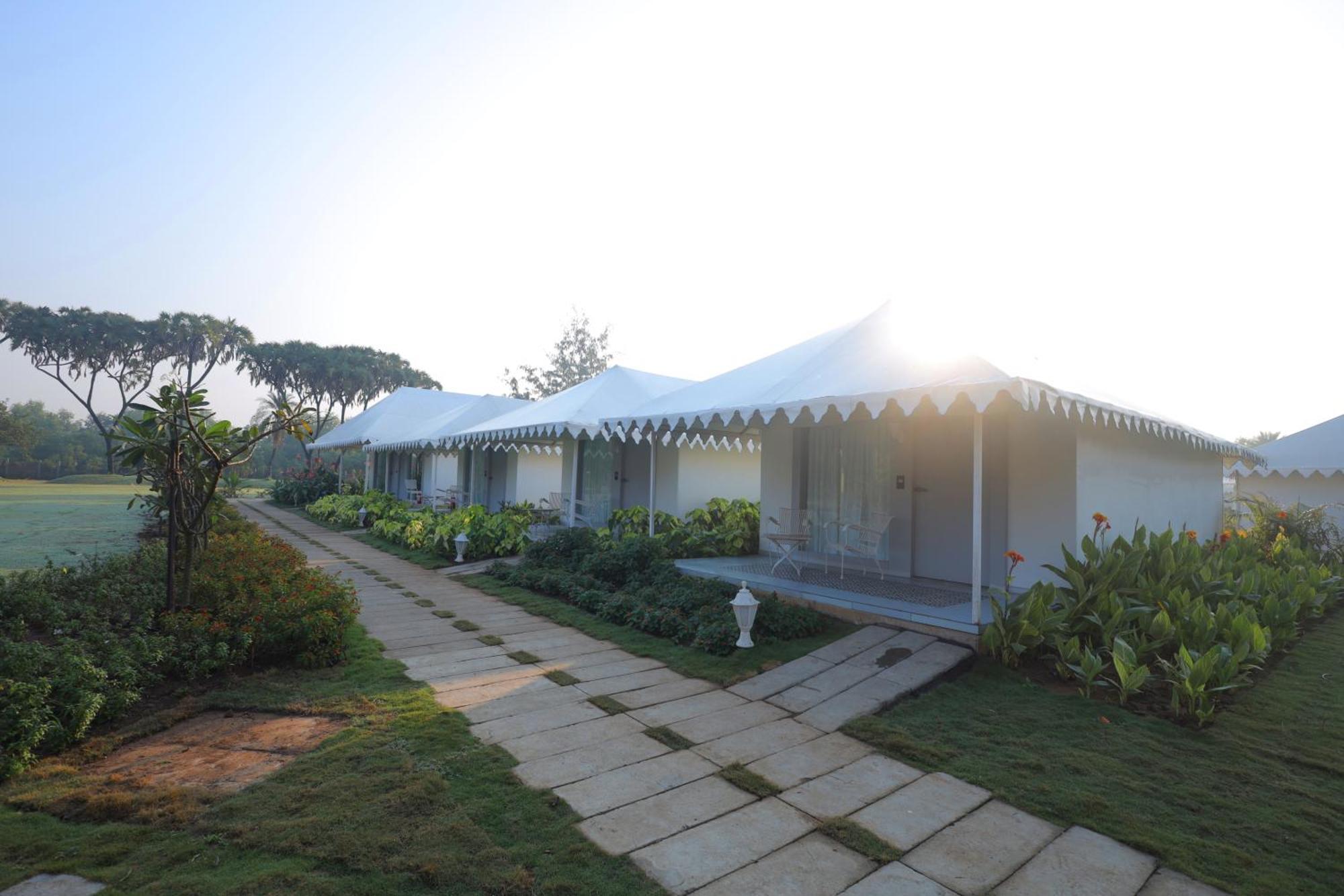 The Fern Seaside Luxurious Tent Resort Daman Exteriér fotografie